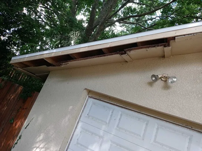 Parlament Roofing and Construction Picture 1