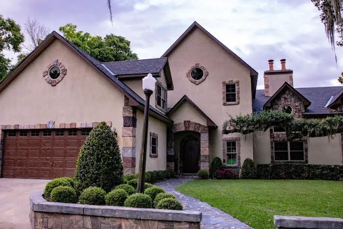 Scott's Roofing Picture 3