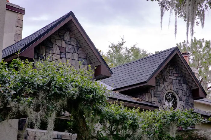 Scott's Roofing Picture 8