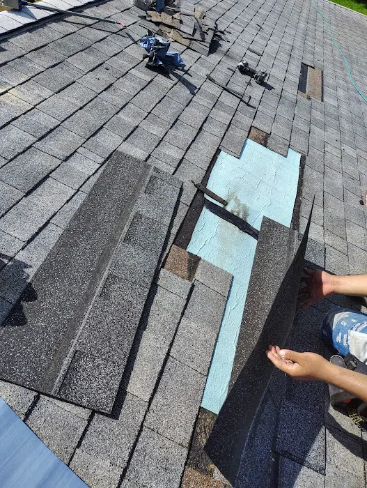 Abel's Roofing LLC Picture 2