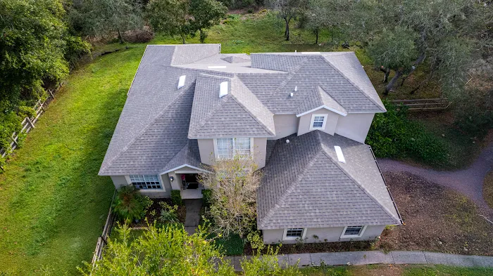 Zee’s Roofing and Construction Picture 10