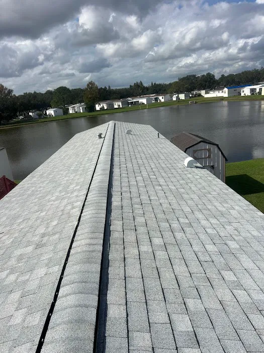 Bruzz Roofing Picture 2