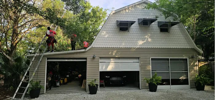 Rain Roofing and Solar Florida, LLC Picture 1