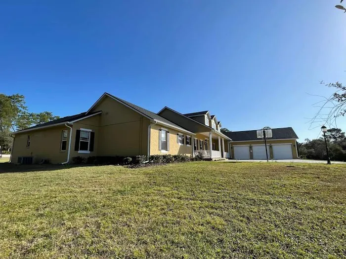 C & R Roofing Enterprises Inc Picture 10