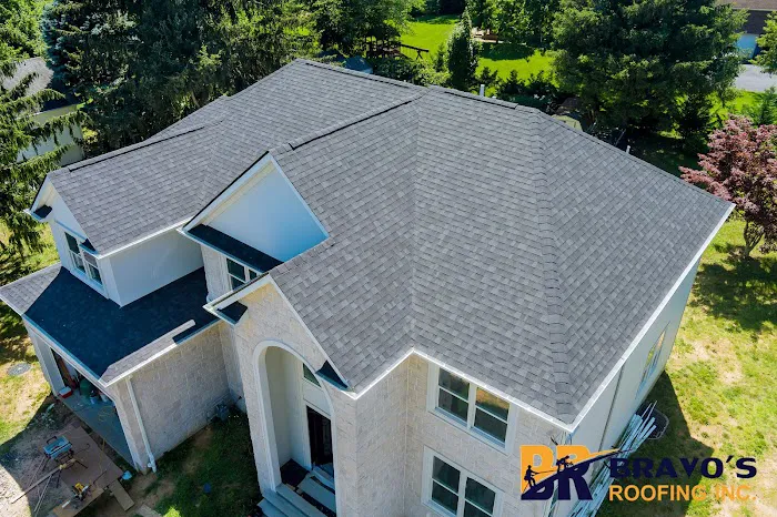 Bravo's Roofing Picture 10