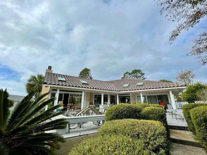 Certified Roofing Solutions, LLC Picture 1