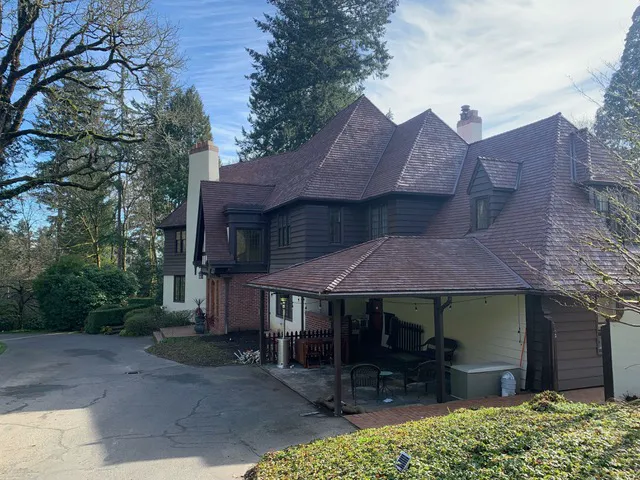 Elements Roofing NW Picture 2