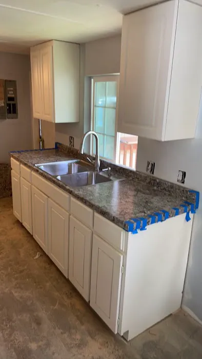 DIAZ SMART ROOFING & REMODEL LLC Picture 2