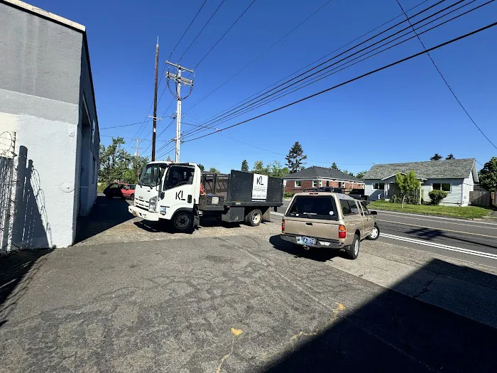 Ken Leach & Sons Roofing Inc Picture 1