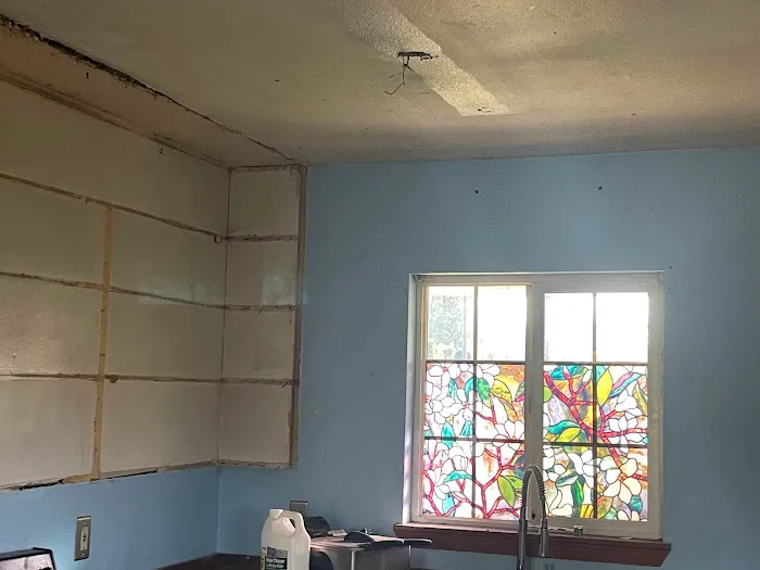 Oregon Roofers Inc Picture 5