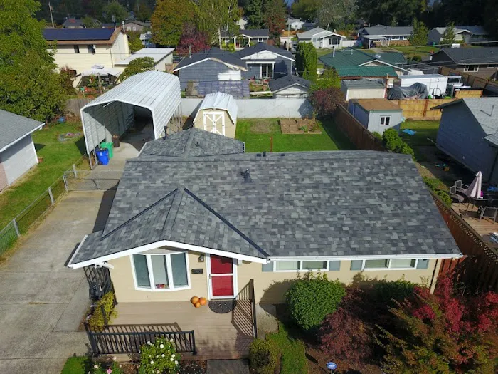 Certified Roofing Services | Roofing Contractor Portland Picture 1