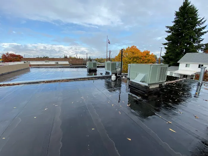 I & A Roofing LLC Picture 6