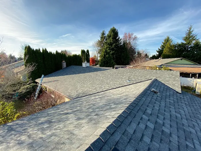 I & A Roofing LLC Picture 7