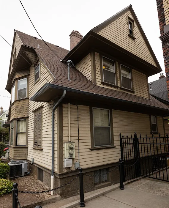 I & A Roofing LLC Picture 10