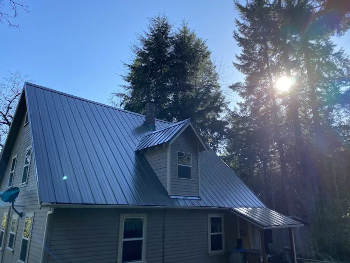 Ultimate Roofing LLC Picture 4