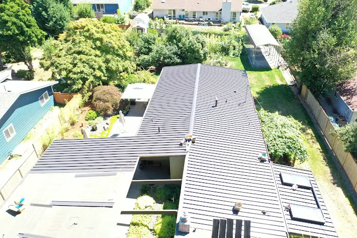 Northwest Roof Tech Picture 1