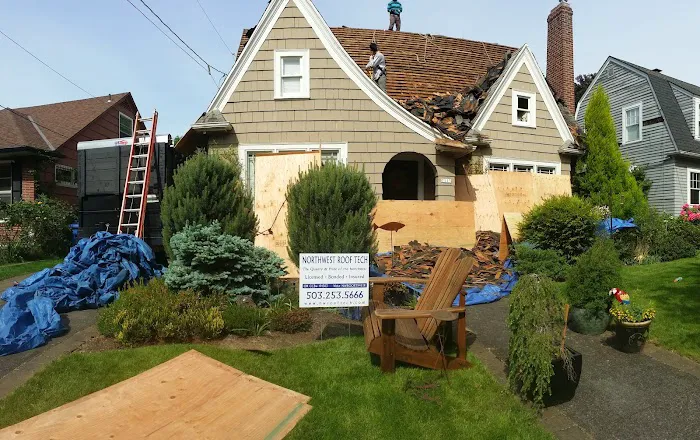 Northwest Roof Tech Picture 5