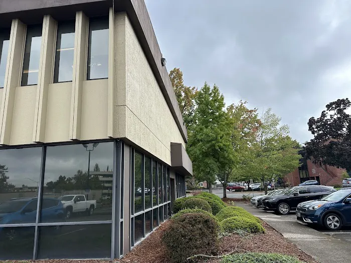 Elements Contracting Picture 1