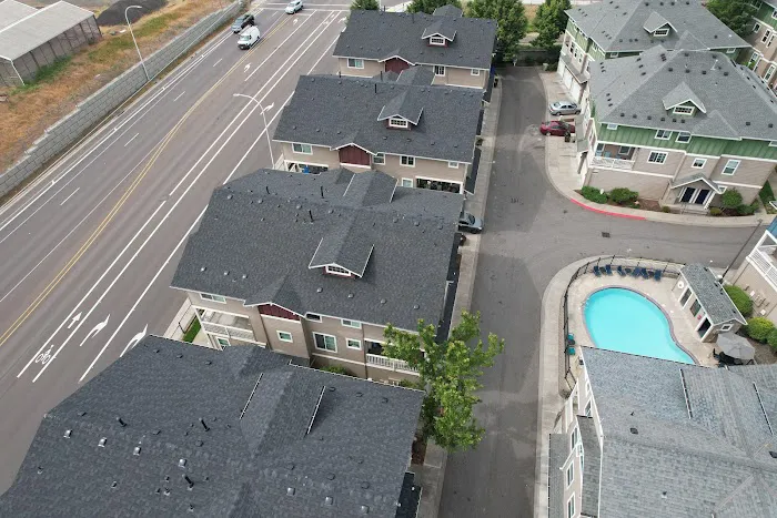 RBB Roofing & Contracting Picture 7