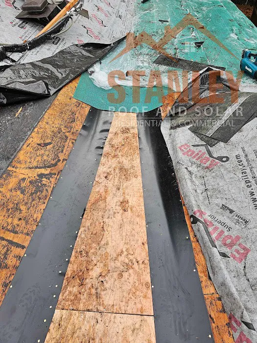 Stanley Roof and Solar Picture 9