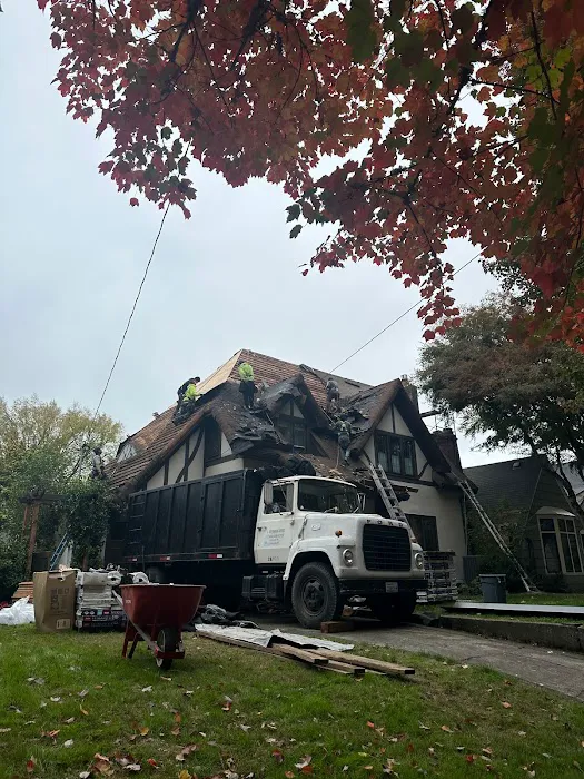 DL Baker Homes Picture 3