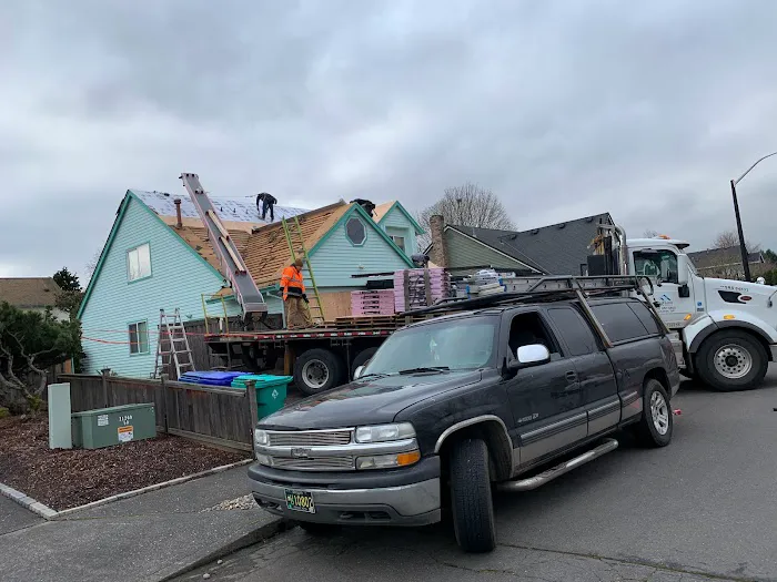 S&O Roofing LLC Picture 4