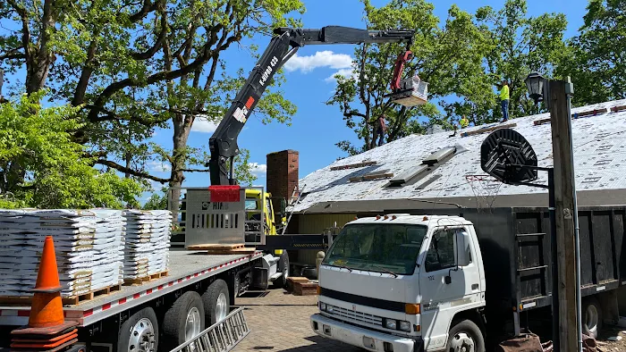 S&O Roofing LLC Picture 1