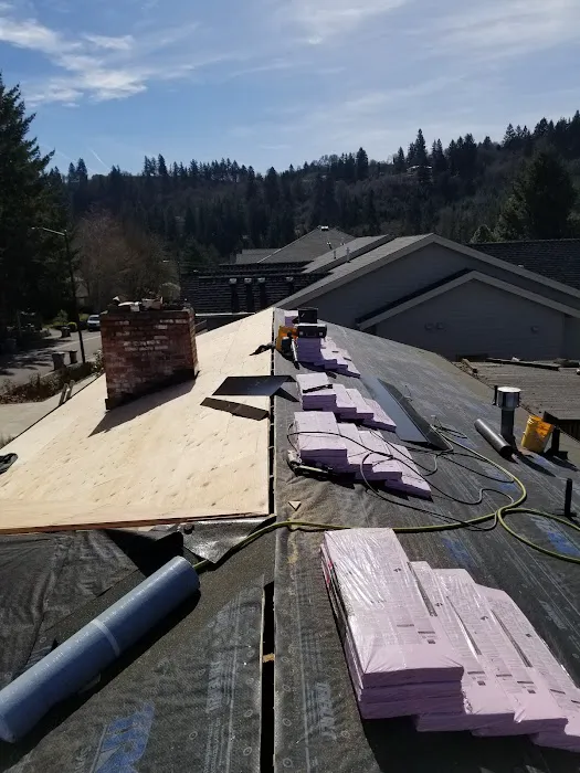 Woods Roofing LLC Picture 3