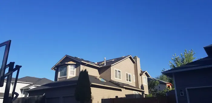 AR Roof Pros LLC Picture 2