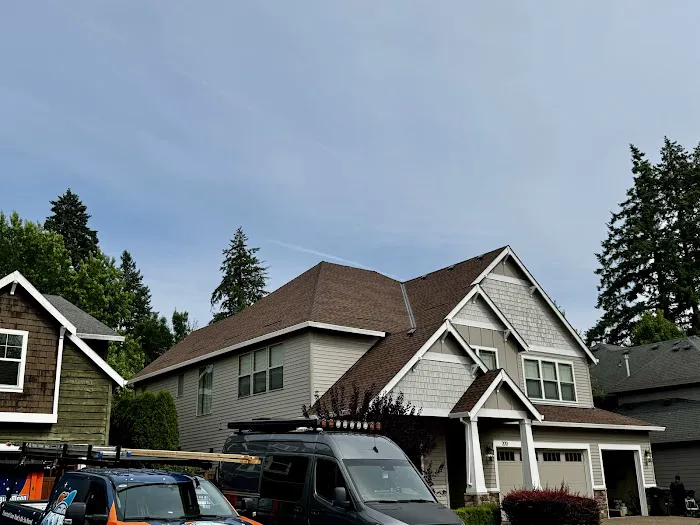 Blue Moon Roofing & Gutters Picture 4