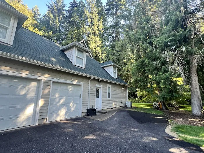 J&J Roofing & Construction Picture 5