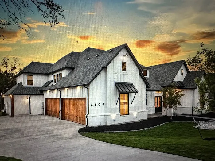 i5 Exteriors Picture 4