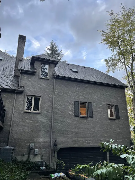 JJ NEW ERA ROOFING LLC Picture 3