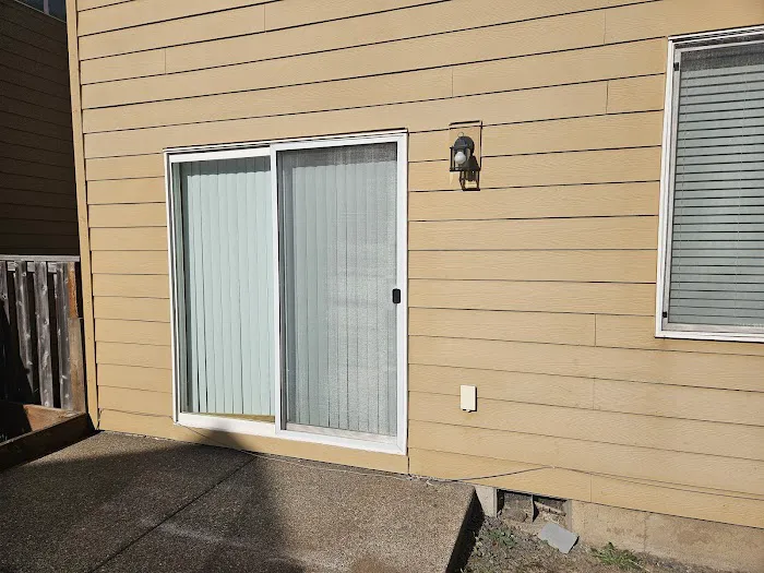 Boss Exteriors Picture 9