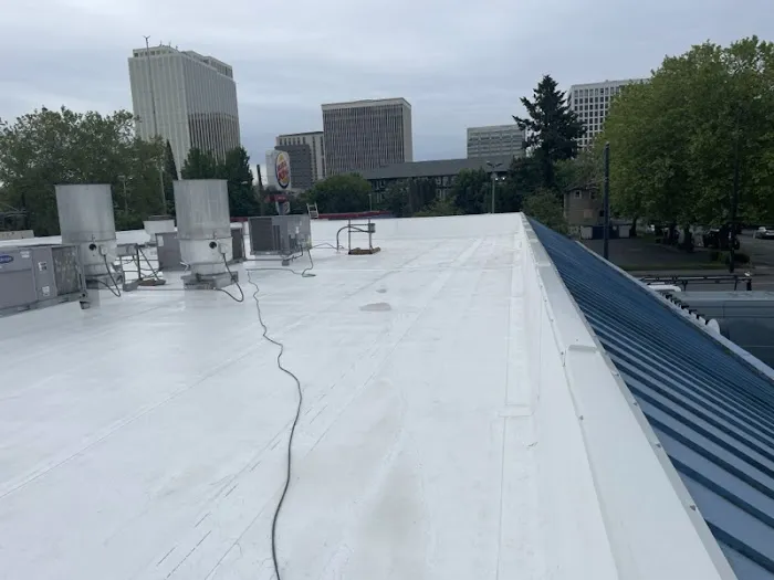 Columbia Roofing & Sheet Metal Picture 3