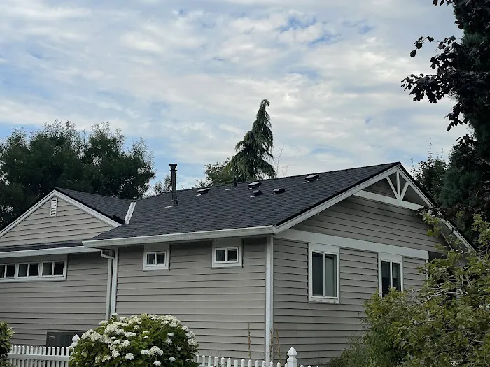 JCR Roofing & Remodeling LLC Picture 3