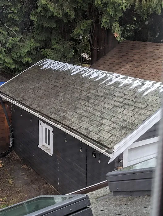 Northwest Roof Maintenance Inc. Picture 2