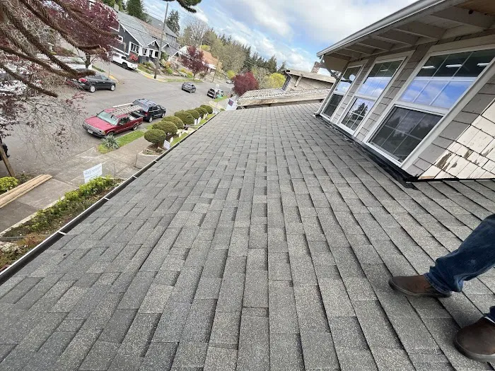 HER Roofing Picture 2