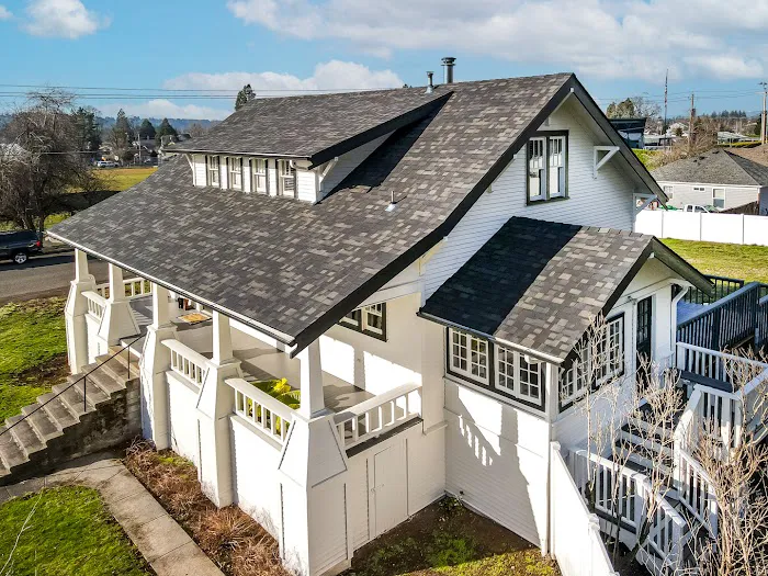 Stalcup Roofing & Construction LLC Picture 1