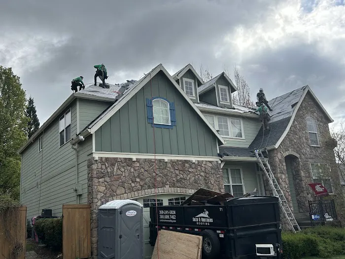 Soto & Brothers Roofing Picture 4