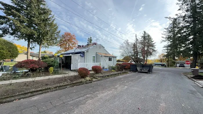 HOMEMASTERS Vancouver Picture 3