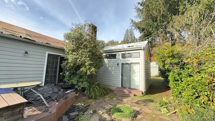 HOMEMASTERS Vancouver Picture 2