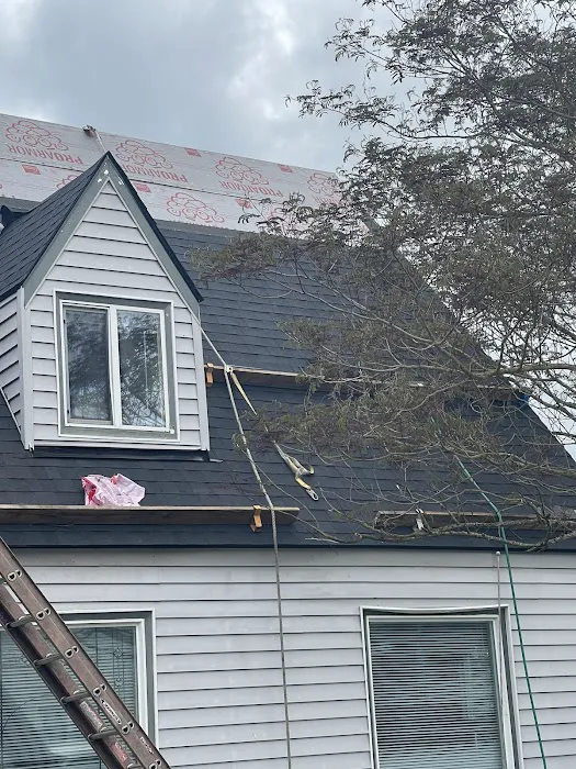 NW Umpqua Roofing & Waterproofing, Inc. Picture 2