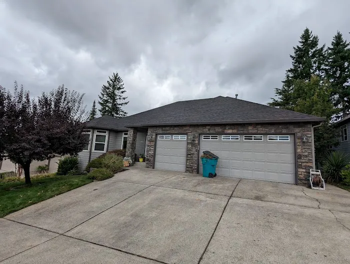 Ed’s Economy Roofing LLC Picture 2