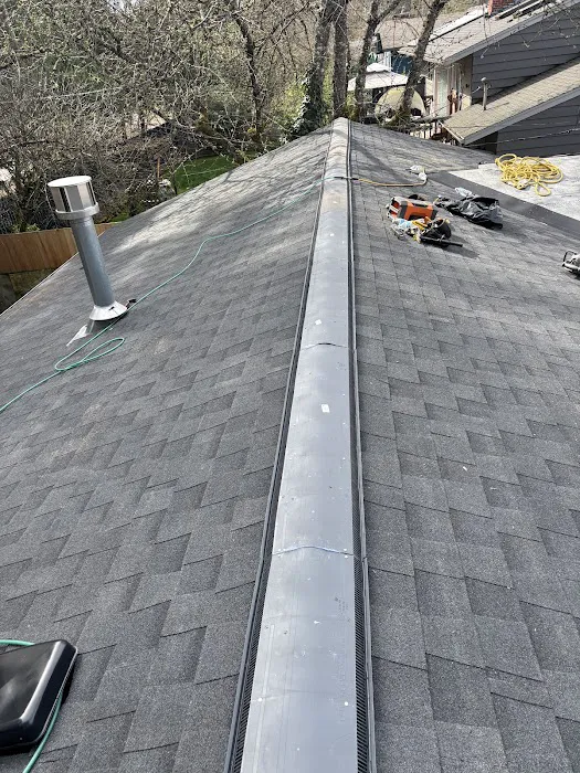 CLR Roofing LLC Picture 3