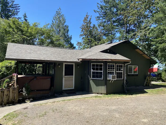 April Villanueva Roofing LLC Picture 1