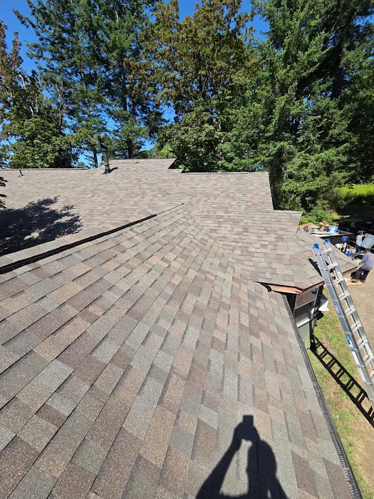 April Villanueva Roofing LLC Picture 2