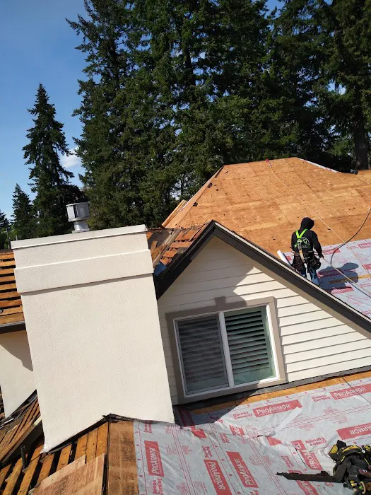 R&H Roofing & Siding Picture 9