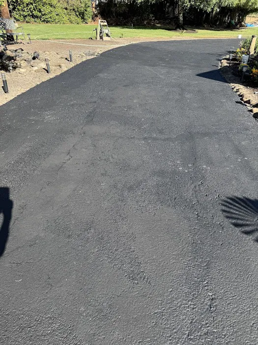 R&H Roofing & Siding Picture 3