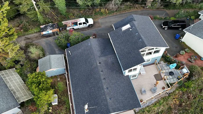 R&H Roofing & Siding Picture 8